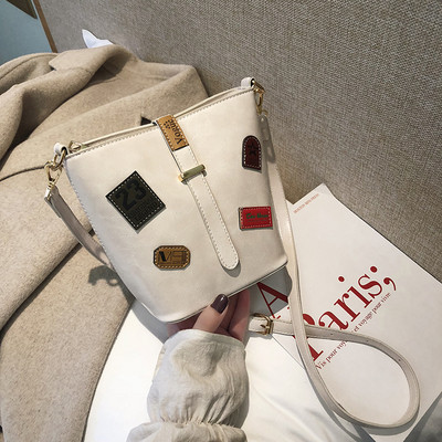 Γυναικεία Τσάντα Eco Leather σε μαύρο, κόκκινο, λευκό και καφέ χρώμα