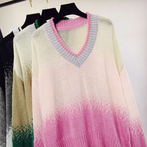 Γυναικείο μακρύ πουλόβερ με λαιμόκοψη σε διάφορα χρώματα