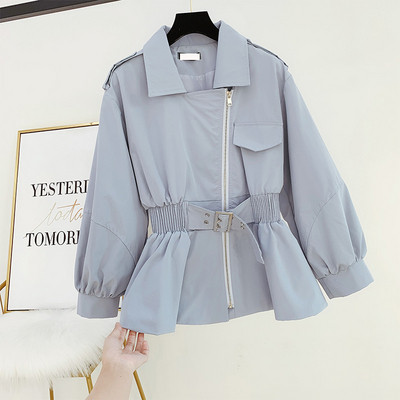 Modern női kabát övvel és aszimmetrikus rögzítéssel, négy színben