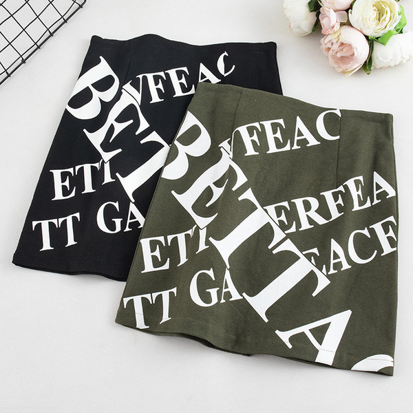 Lezser női rövid szoknya magas derékkal, két színben felirattal