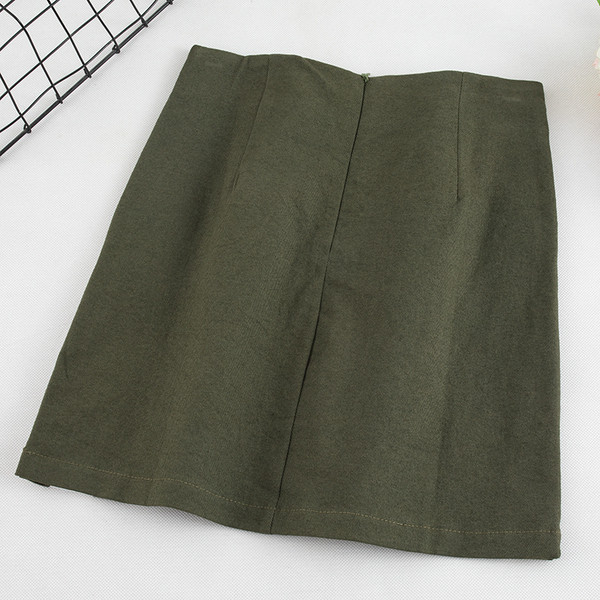 Lezser női rövid szoknya magas derékkal, két színben felirattal