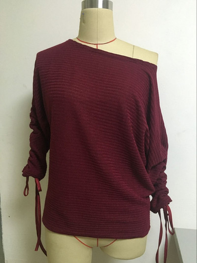 Καθημερινή γυναικεία μπλούζα με κορδόνια και λαιμόκοψη