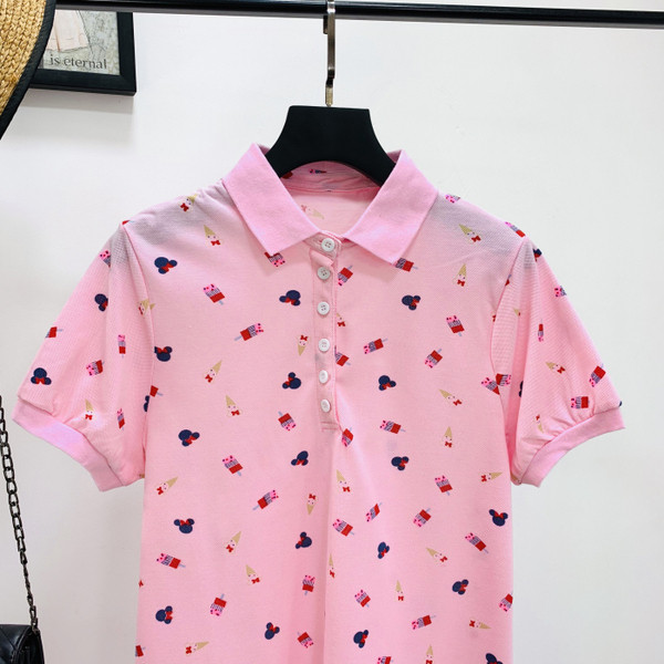 Női alkalmi ruha klasszikus gallérral, rózsaszín színben