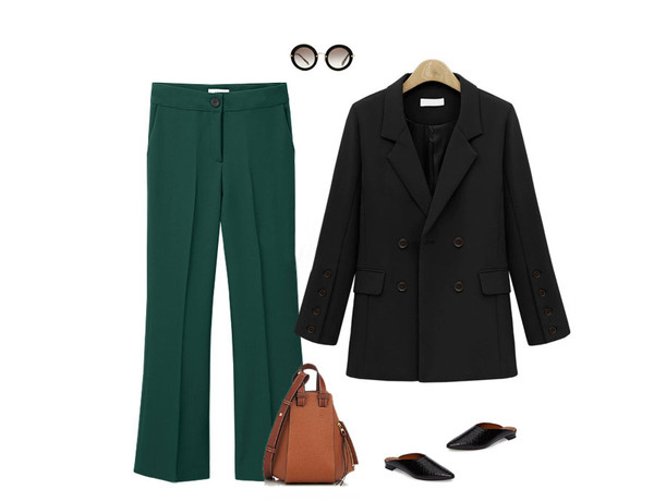 Palton casual de dama cu nasturi de culoare maro si negru