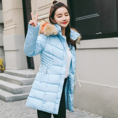 Modern női kabát gombokkal és kapucnival, különböző színekben