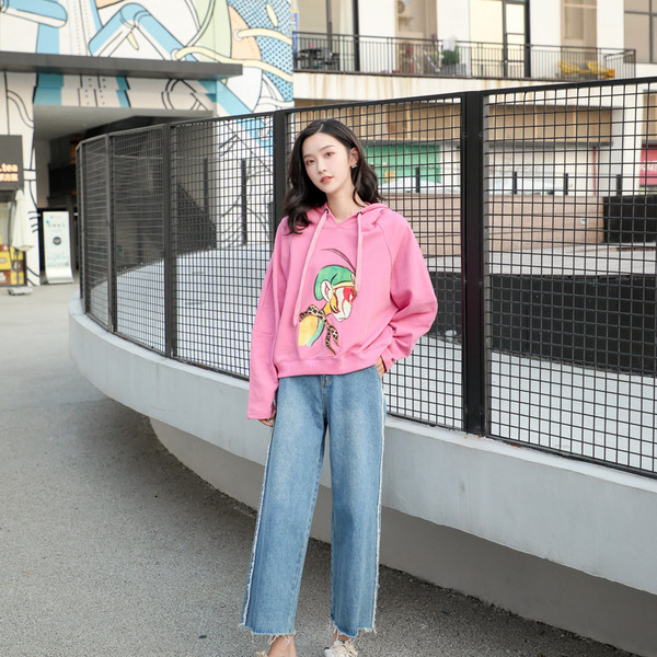 Hanorac de dama actual cu gluga si imprimeu in roz