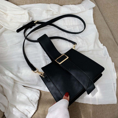 Κομψή γυναικεία τσ΄νατα σε μαύρο, ροζ, μπλε και καφέ χρώμα με λουρί