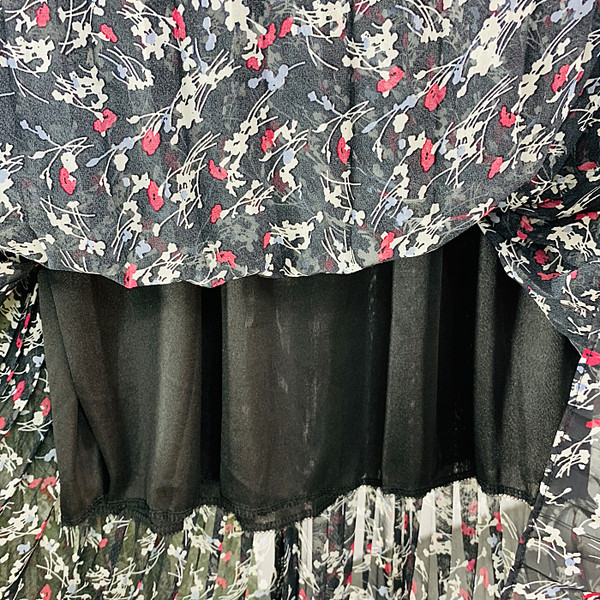 Rochie casual de dama cu maneci lungi cu motiv floral