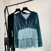 Γυναικεία βελούδο μπλούζα με τούλι σε δύο χρώματα