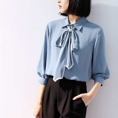 Cămașă modernă de damă cu mâneci 3/4 în albastru și alb