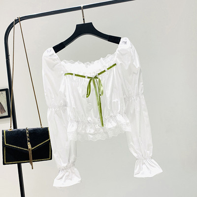 Bluza de dama cu umerii goi si cravate colorate