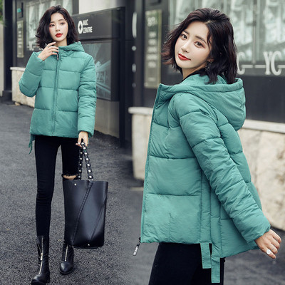 Modern női téli kabát kapucnival és cipzárral - többféle színben