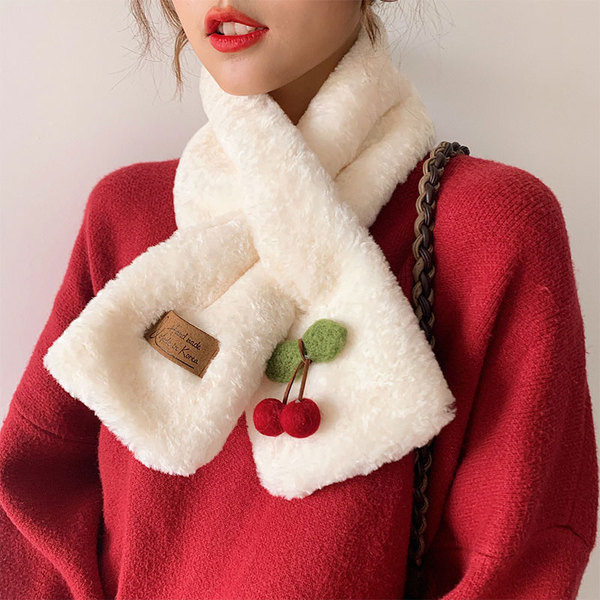 Пухен дамски шал с 3D елемент в различни цветове