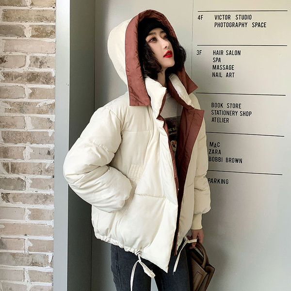 Geaca scurta dama cu nasturi in mai multe culori