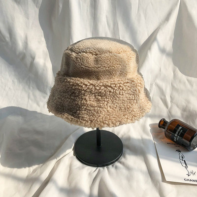 Γυναικείο απαλό καπέλο σε τέσσερα χρώματα