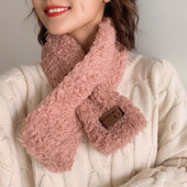 Модерен дамски пухен шал в различни цветове