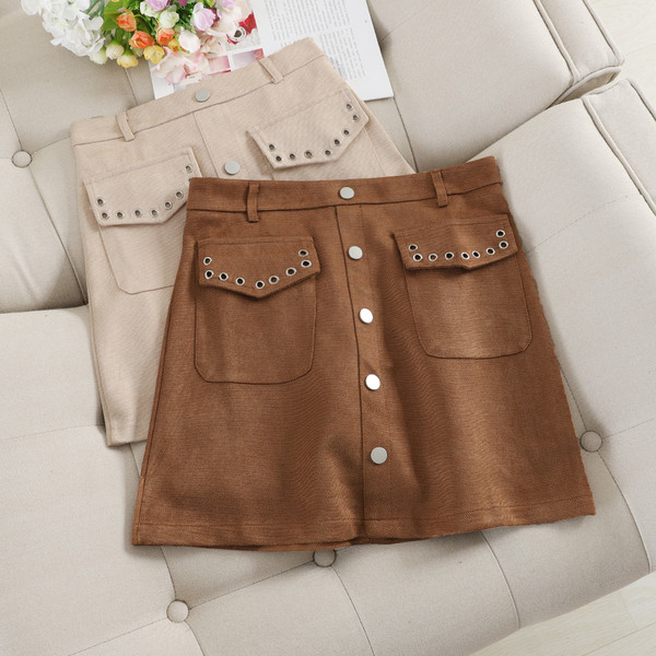 Fusta scurta de dama model nou cu buzunare si nasturi in mai multe culori