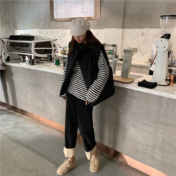 Γυναικείο φαρδύ γιλέκο σε τρία χρώματα