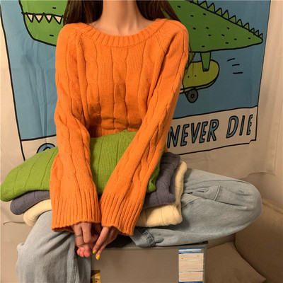 Μοντέρνα γυναικεία κοντή μπλούζα με ωοειδές λαιμόκοψη σε διάφορα χρώματα