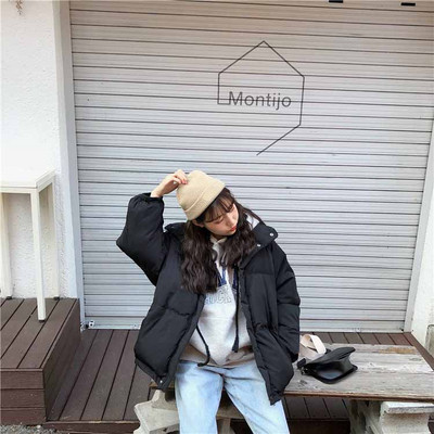 Széles női kabát magas gallérral, két színben