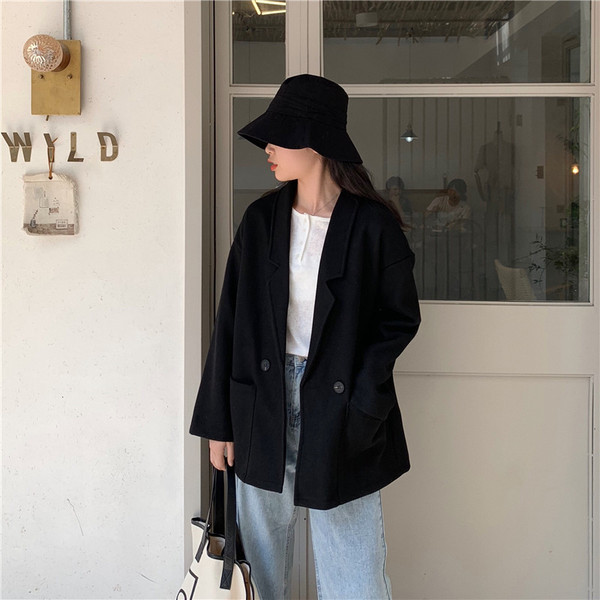 Дамско дълго палто в два цвята с копче и джобове