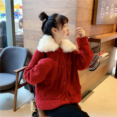 Μοντέρνο γυναικείο παλτό με μαύρο και κόκκινο χρώμα