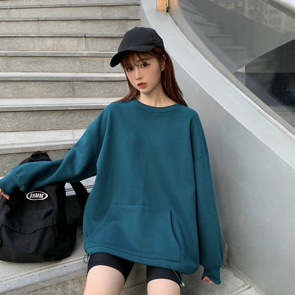 Καθημερινή γυναικεία μπλούζα με τσέπη και ωοειδές λαιμόκοψη σε δύο χρώματα