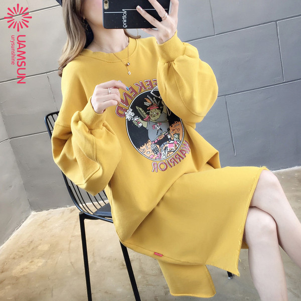 Rochie scurta de dama de toamna cu maneci lungi si aplicatie in gri, galben si roz