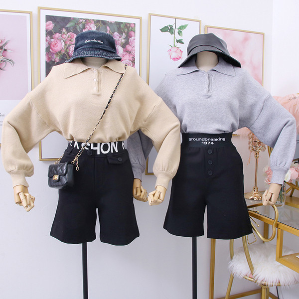 Pulover de dama model nou, cu guler si nasturi clasici