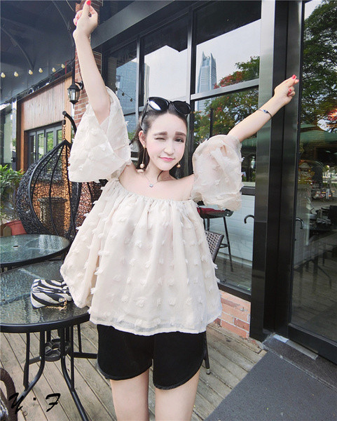 Bluza de dama model lat cu maneci lotus de culoare bej