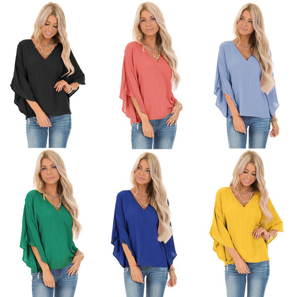 Μοντέρνα γυναικεία μπλούζα με λαιμόκοψη και μανίκια 3/4 σε πέντε χρώματα