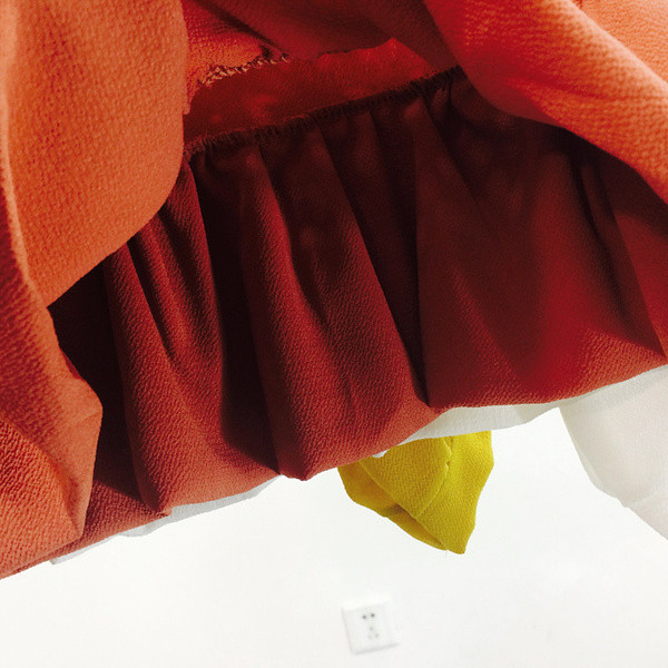 Bluza de dama cu decolteu rotund in doua culori