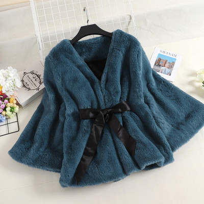 Stílusos női pehelykabát több színben szalaggal