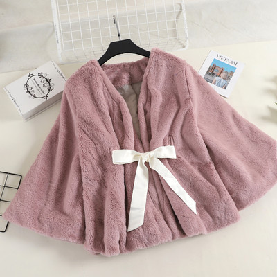 Stílusos női pehelykabát több színben szalaggal