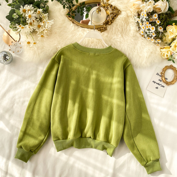 Bluză casual de damă cu inscripție și decolteu oval în diferite culori