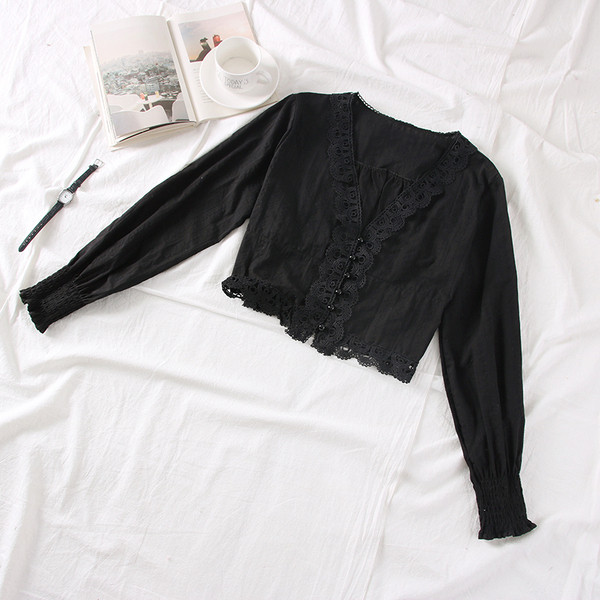 Új modell modern női ing spitz nyakkivágással fehér, fekete és bézs színekben