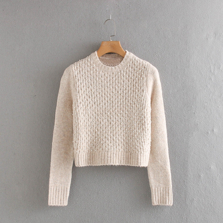 Pulover scurt de dama cu perle si decolteu oval