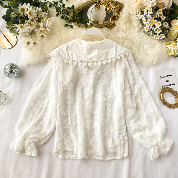 Cămașă casual de damă cu perle în alb și negru