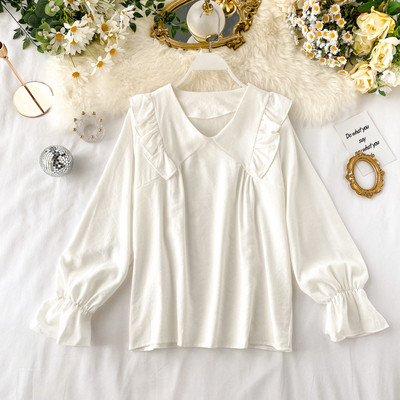 Μοντέρνα γυναικεία μπλούζα με λαιμόκοψη σε διάφορα χρώματα