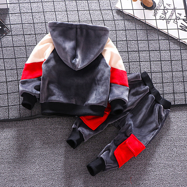 Model nou actual set copii pentru baieti hanorac din doua piese cu gluga + pantaloni cu buzunare