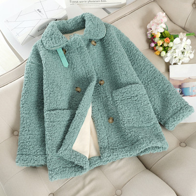 Късо дамско палто с джобове в пет цвята