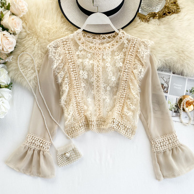 Καθημερινή γυναικεία κοντή μπλούζα με δαντέλα σε διάφορα χρώματα