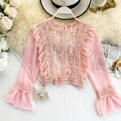 Καθημερινή γυναικεία κοντή μπλούζα με δαντέλα σε διάφορα χρώματα