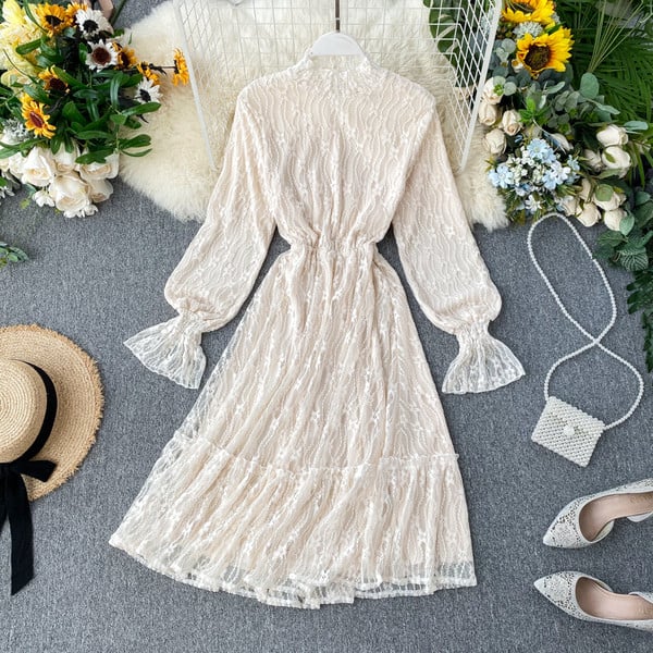 Rochie de dama cu dantela in alb