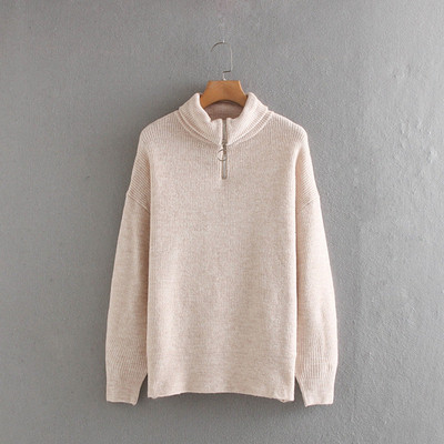 Μακρύ πουλόβερ με κλασικό κολάρο και φερμουάρ σε μπεζ χρώμα