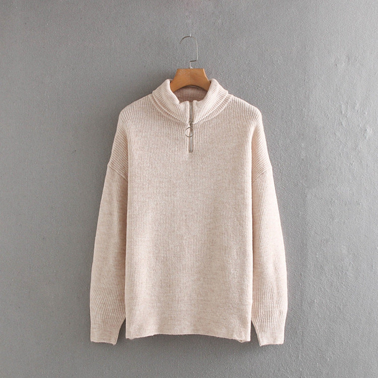 Μακρύ πουλόβερ με κλασικό κολάρο και φερμουάρ σε μπεζ χρώμα