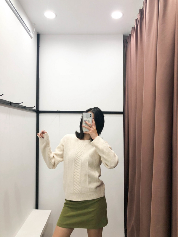 Γυναικείο casual πουλόβερ με οβάλ λαιμόκοψη και μακρύ μανίκι σε τρία χρώματα