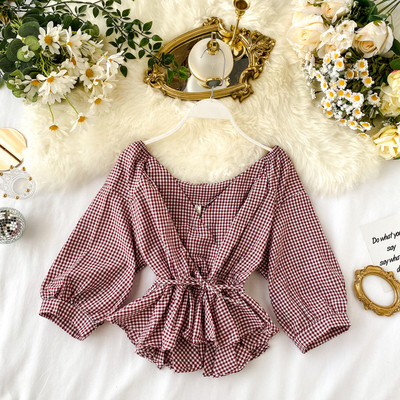 Γυναικεία καρό πουκάμισο με λαιμόκοψη σε τρία χρώματα