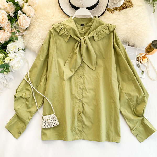 Cămașă casual de damă cu nasturi și cravate în verde și alb