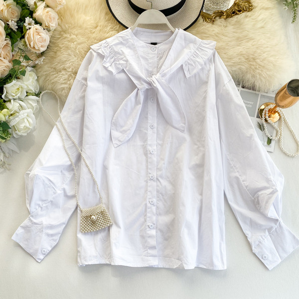 Cămașă casual de damă cu nasturi și cravate în verde și alb